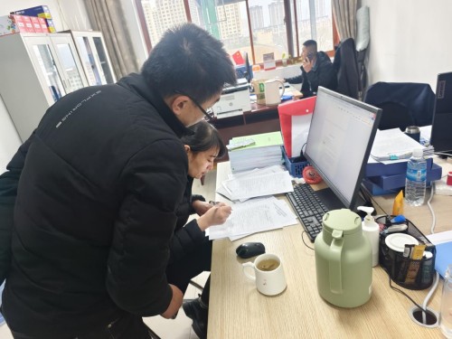 工作瞬间